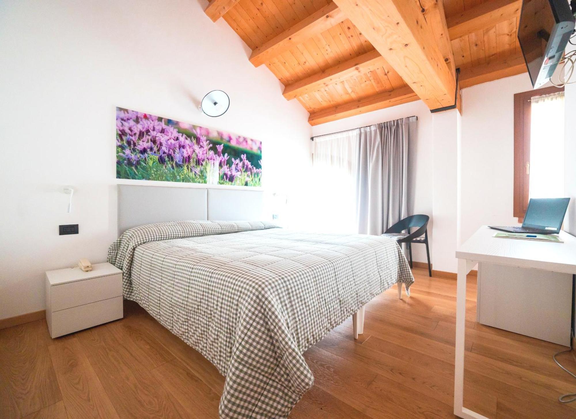 Col Delle Rane Bed & Breakfast Caerano Di San Marco Bagian luar foto