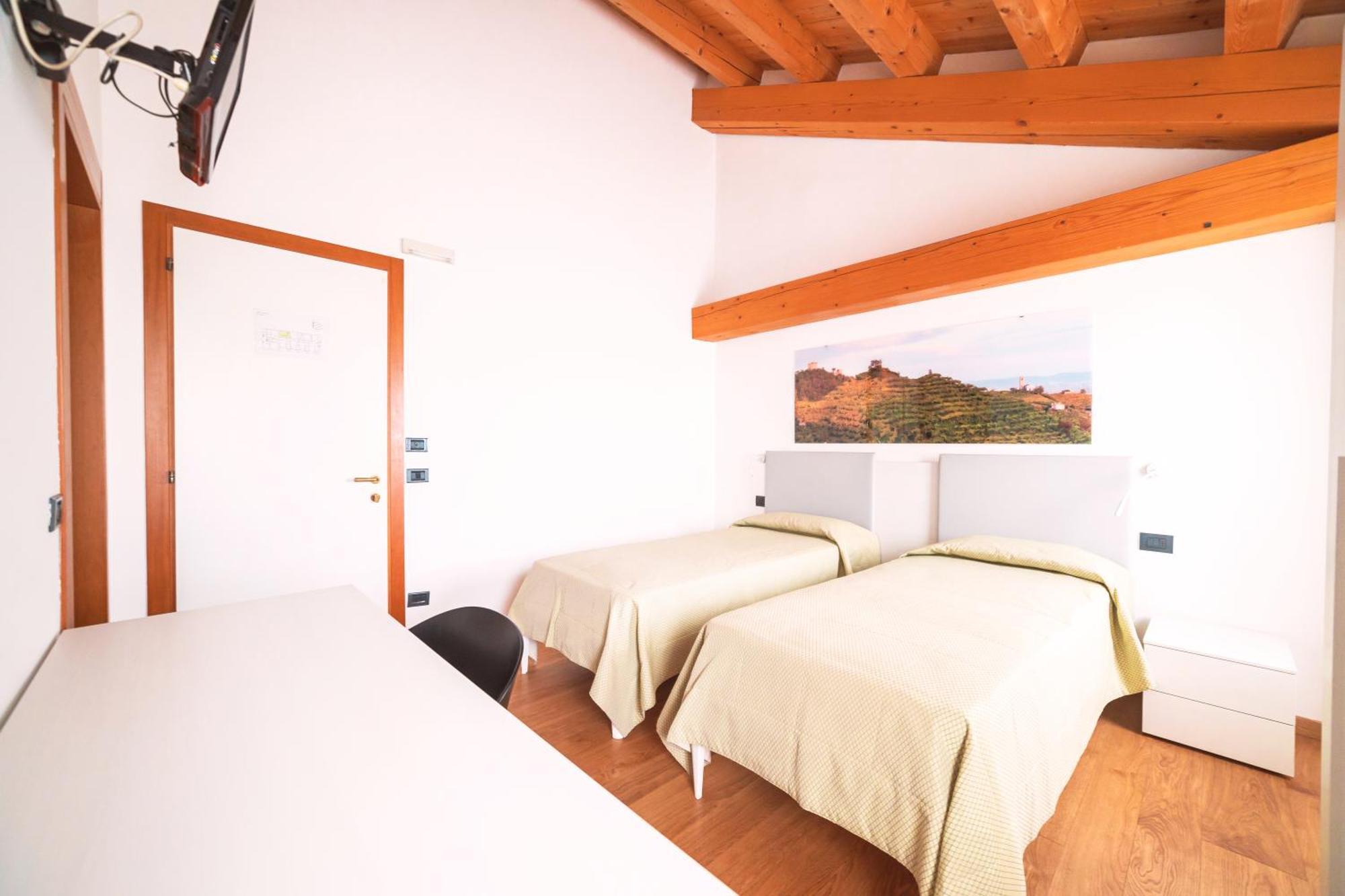 Col Delle Rane Bed & Breakfast Caerano Di San Marco Bagian luar foto