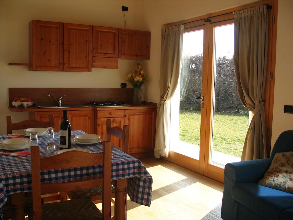 Col Delle Rane Bed & Breakfast Caerano Di San Marco Bagian luar foto